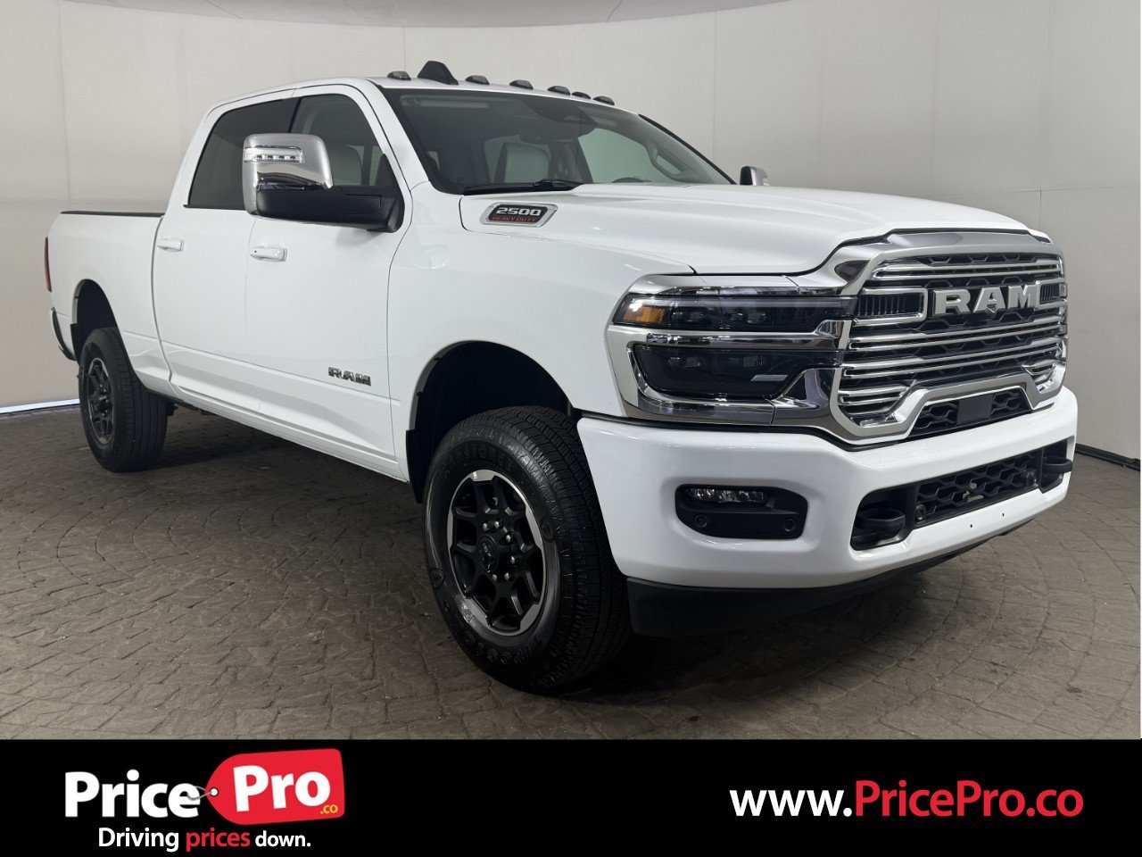 Used 2026 RAM 2500 Laramie AWD/4WD image 1