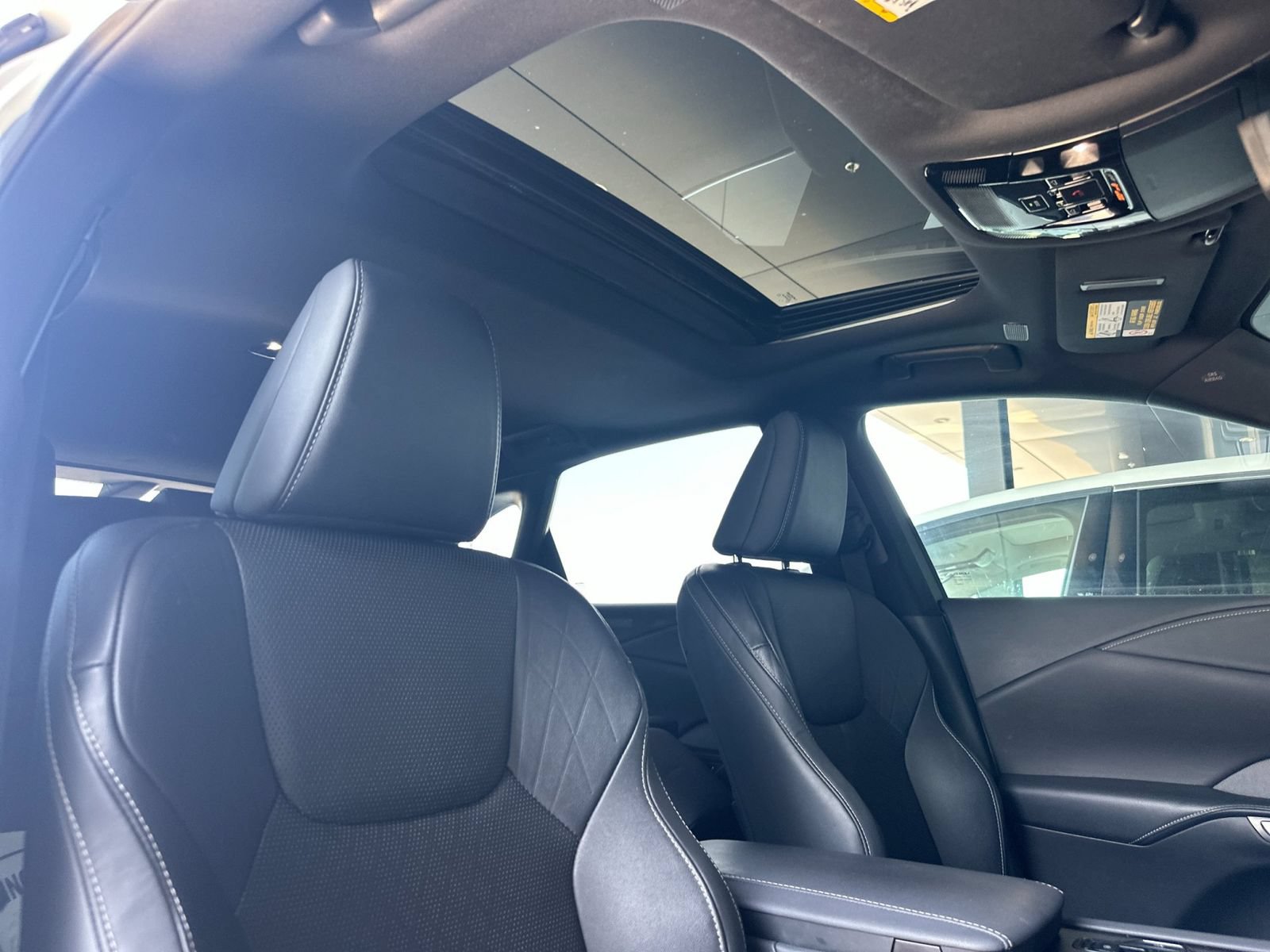 Used 2023 Lexus RX 350 Premium Plus w/ Cold Area Package FWD image 17
