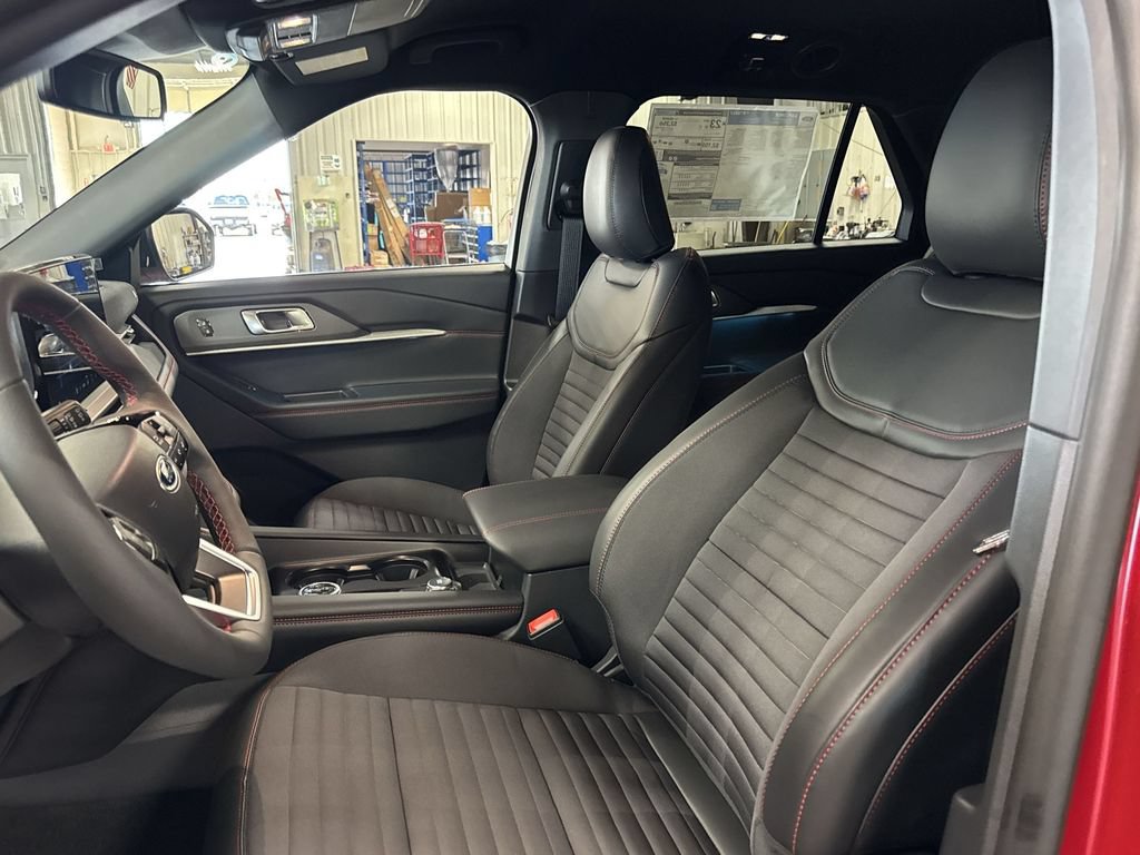 New 2026 Ford Explorer ST-Line w/ ST-Line Street Pack AWD/4WD image 12