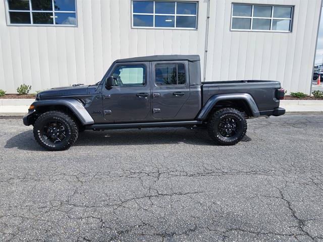 Certified 2025 Jeep Gladiator Sport AWD/4WD image 6