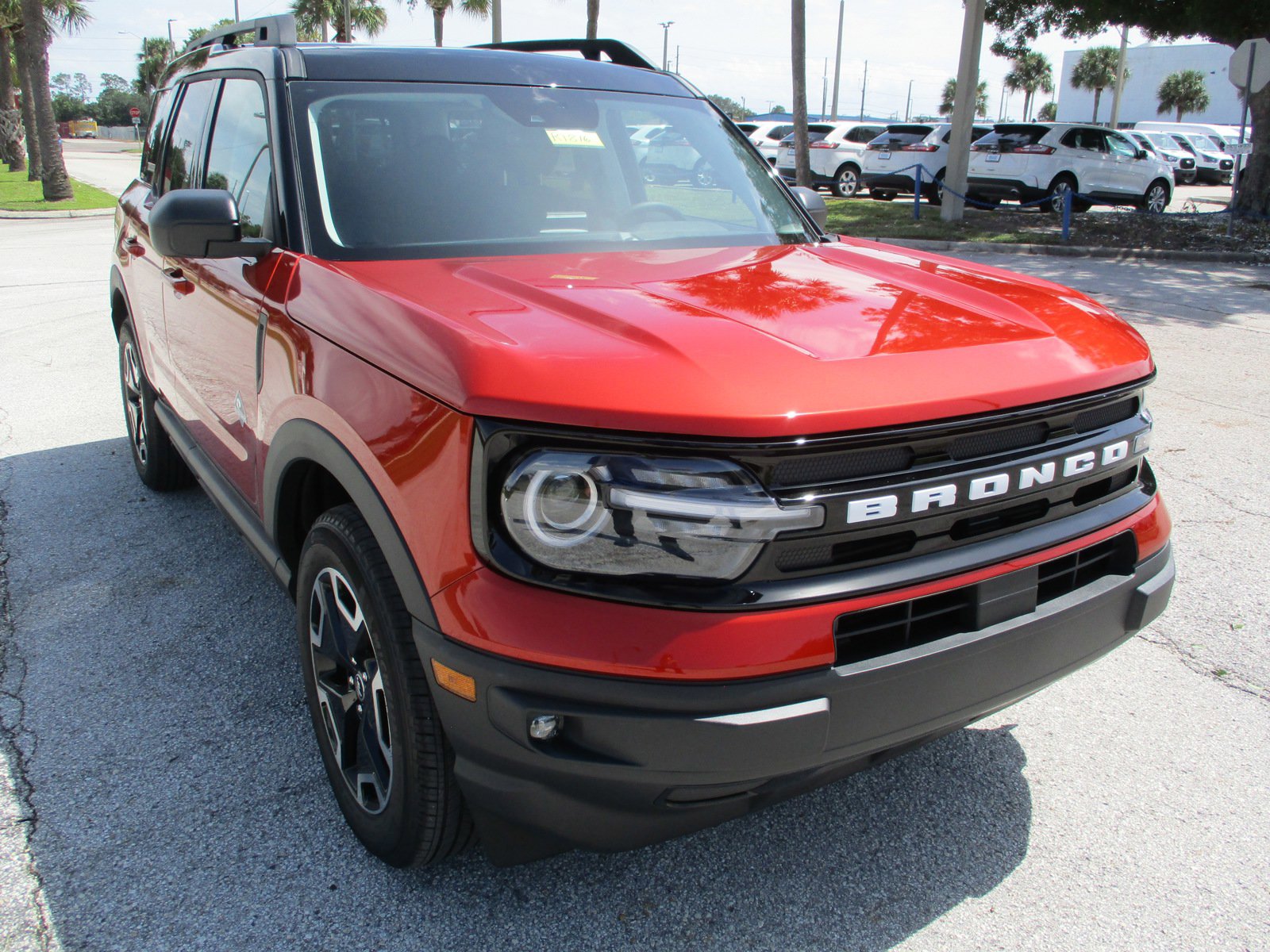 New 2024 Ford Bronco Sport Outer Banks w/ Tech Package