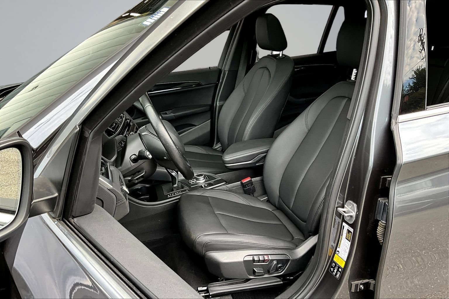 Used 2020 BMW X1 xDrive28i AWD/4WD image 21