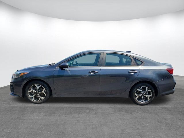 Used 2021 Kia Forte LXS FWD image 2