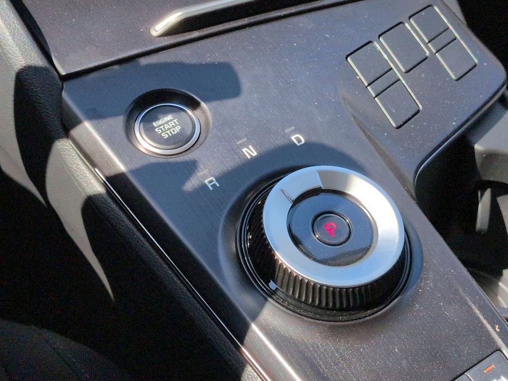 New 2026 Kia Sportage LX image 16