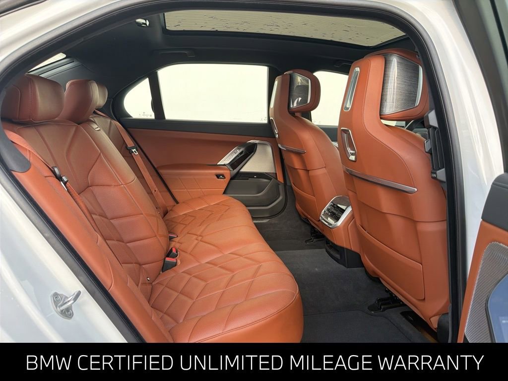 Certified 2024 BMW 760i xDrive w/ Executive Package AWD/4WD image 14