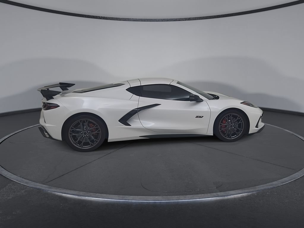 Used 2023 Chevrolet Corvette Stingray Premium Cpe w/ Z51 Performance Package RWD image 18