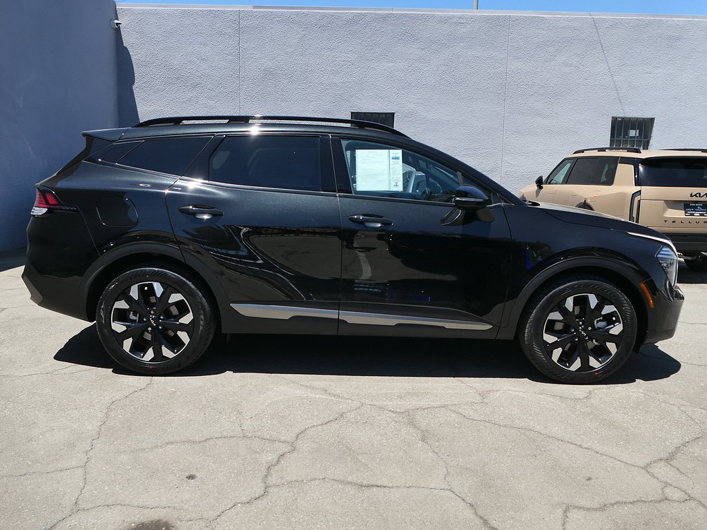 Used 2024 Kia Sportage X-Line AWD/4WD image 2