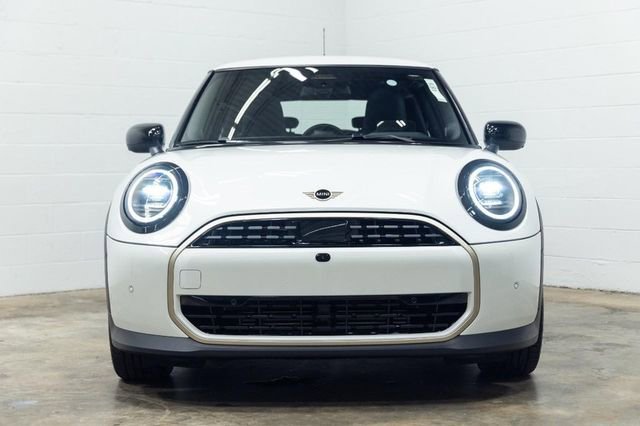 Certified 2025 MINI Cooper 2-Door Hardtop image 7