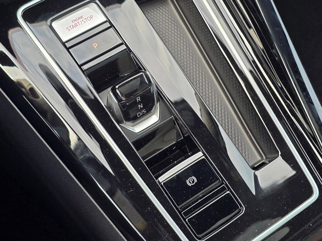 New 2025 Volkswagen GTI SE image 23