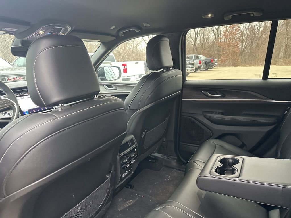 Used 2024 Jeep Grand Cherokee Limited image 11