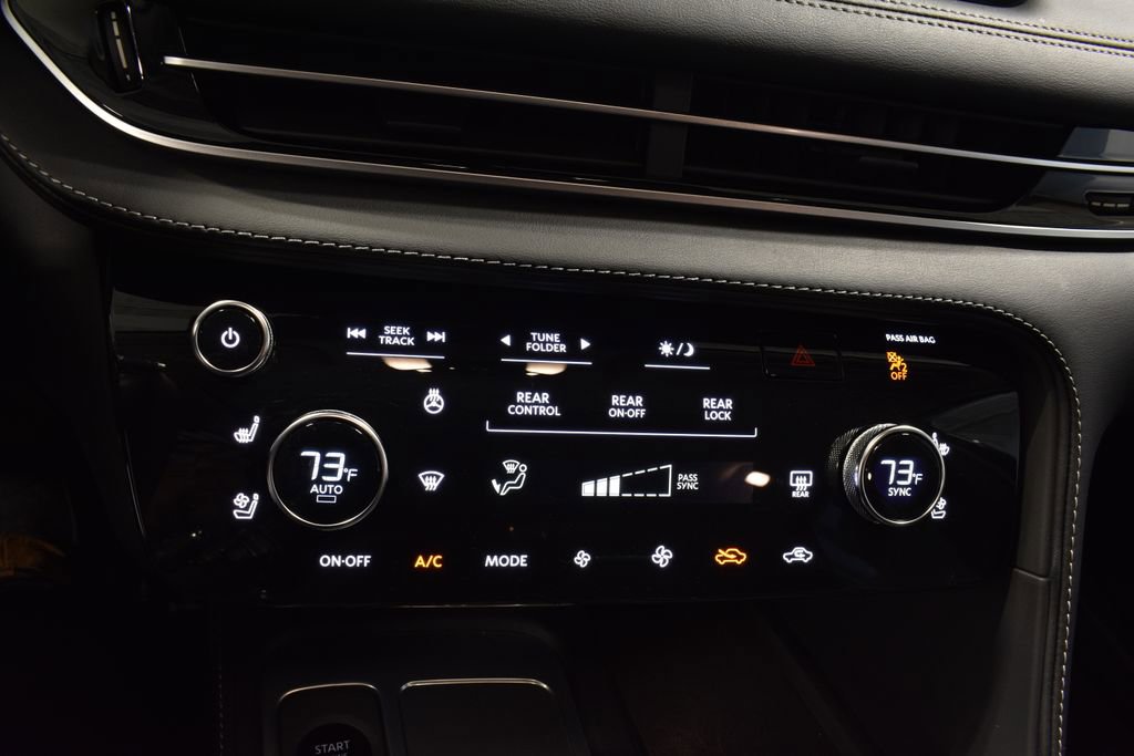 Certified 2026 INFINITI QX60 Luxe w/ Family Package image 25