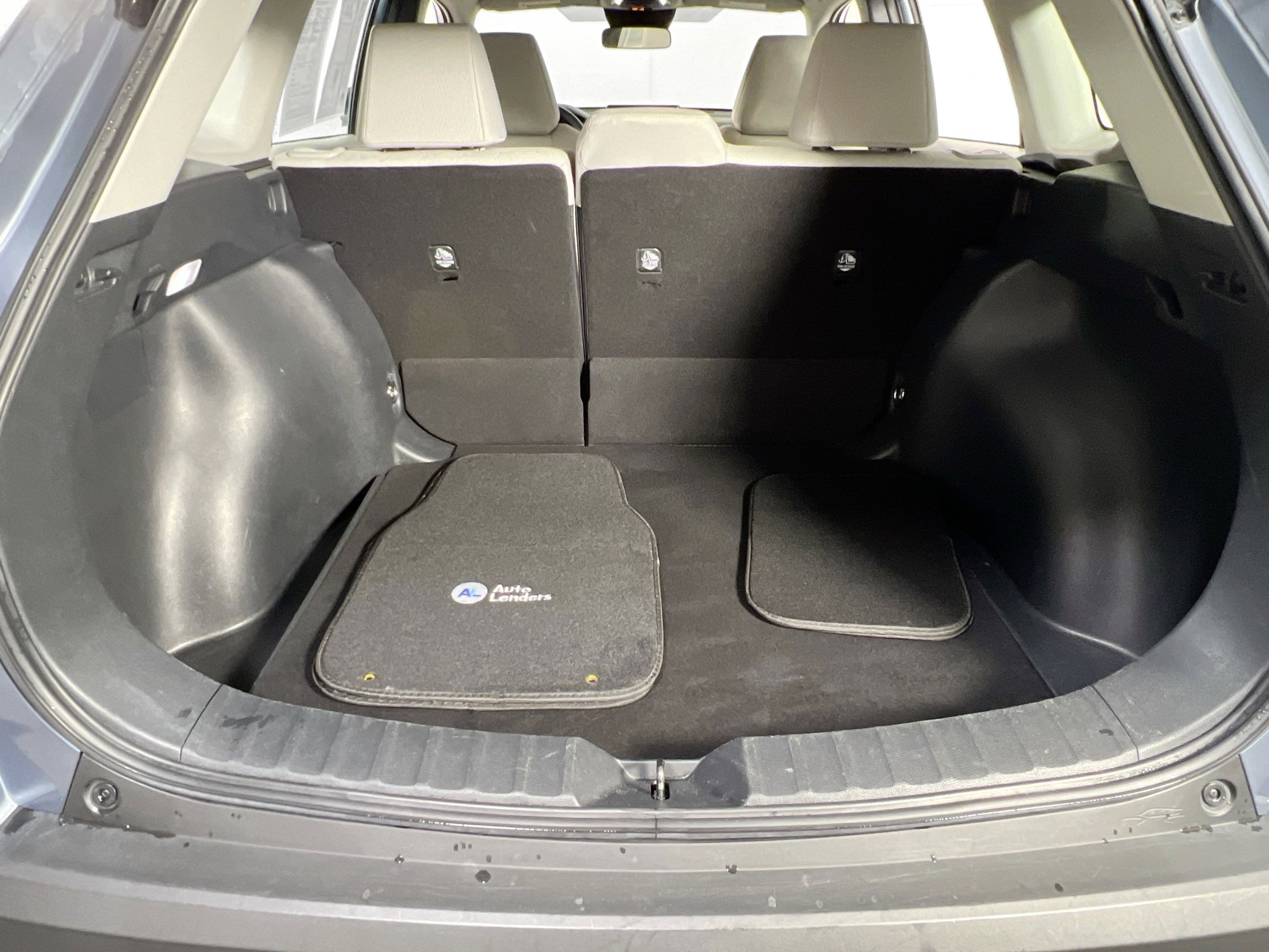 Used 2024 Toyota Corolla Cross L image 23