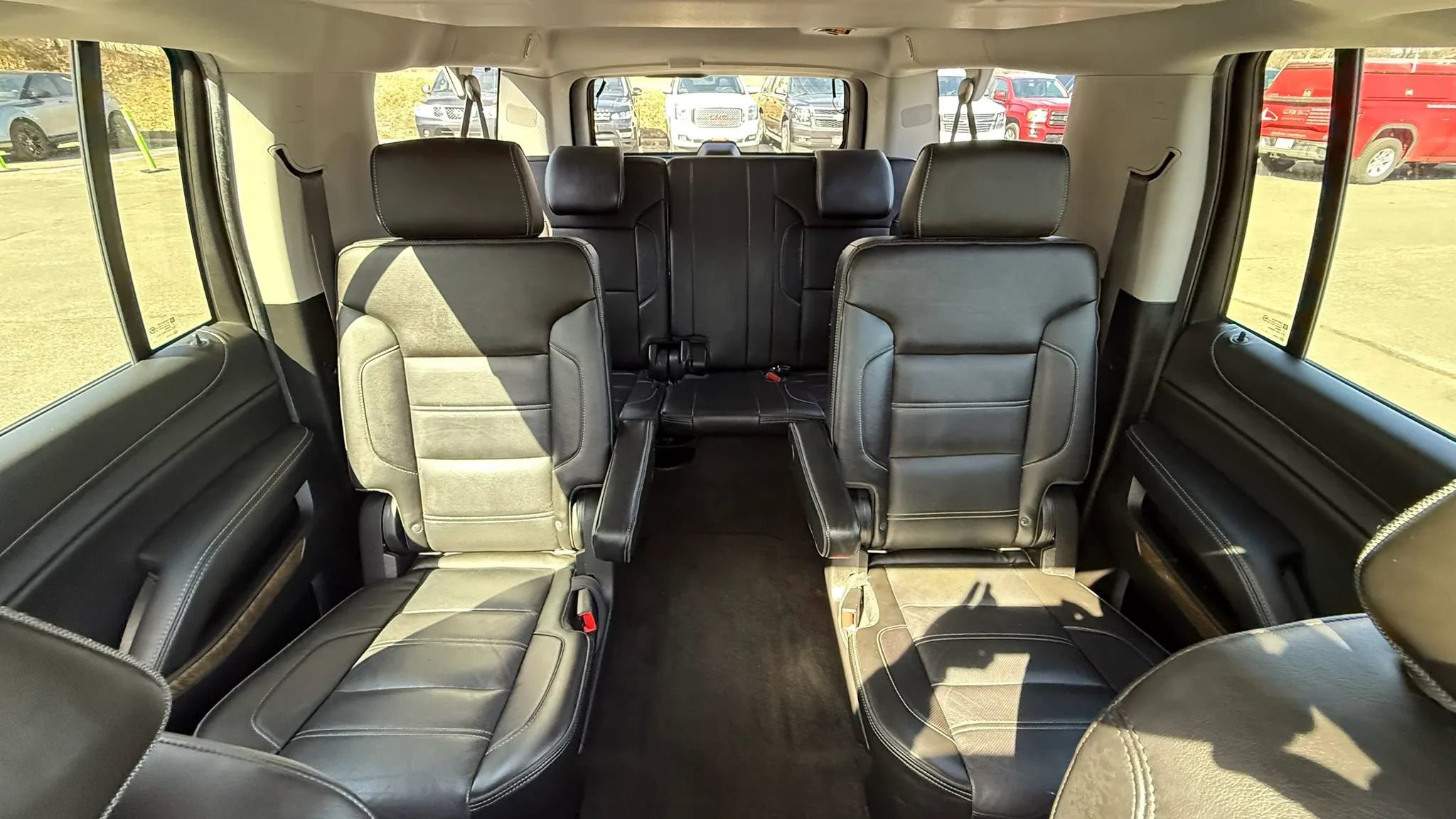 Used 2018 GMC Yukon XL Denali w/ Denali Ultimate Package image 35