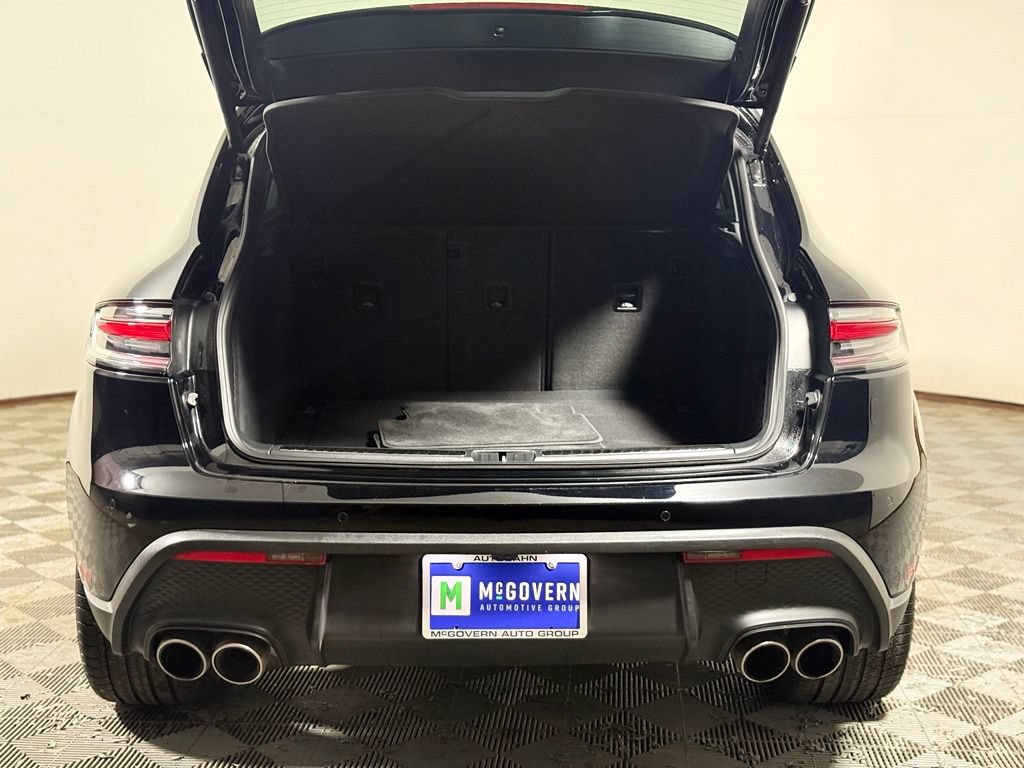 Used 2023 Porsche Macan S AWD/4WD image 6