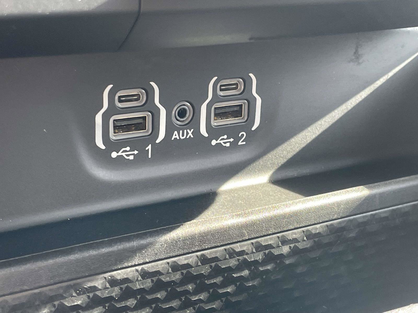 Used 2024 RAM 1500 Limited image 17