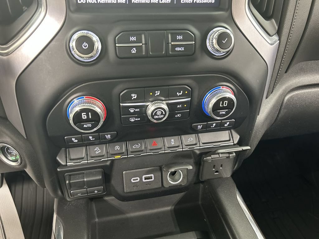 Used 2019 GMC Sierra 1500 SLT w/ SLT Premium Package AWD/4WD image 16
