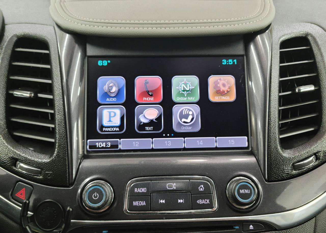 Used 2015 Chevrolet Impala LT w/ Convenience Package FWD image 12