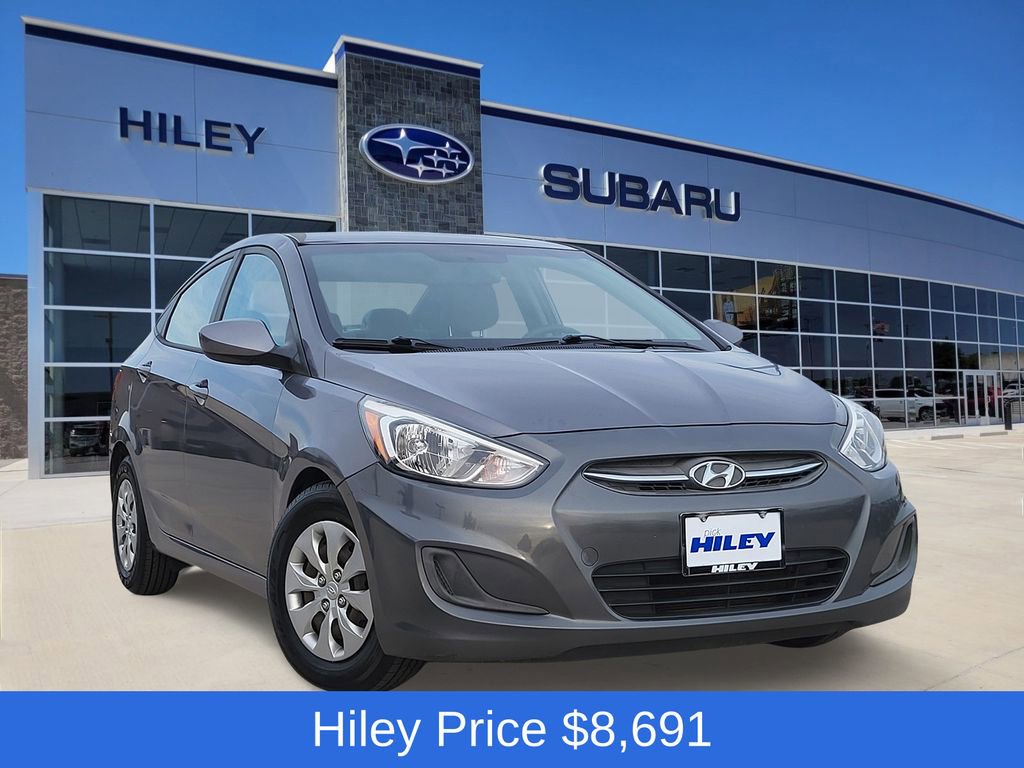 Used 2017 Hyundai Accent SE image 1