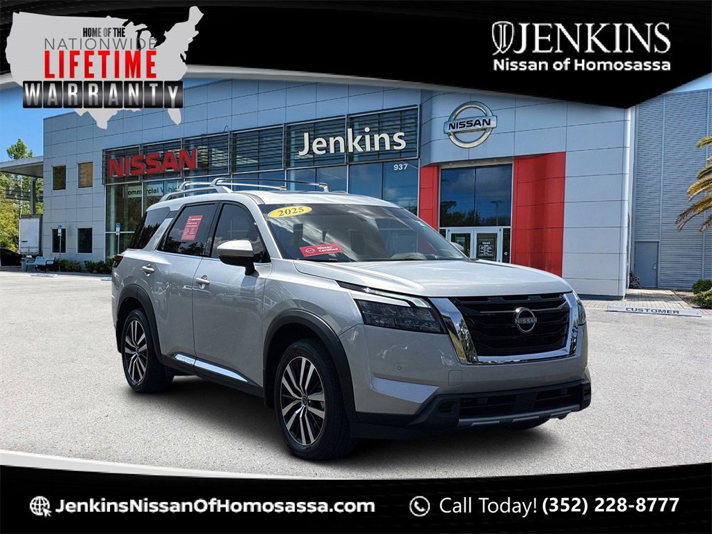 Certified 2025 Nissan Pathfinder Platinum