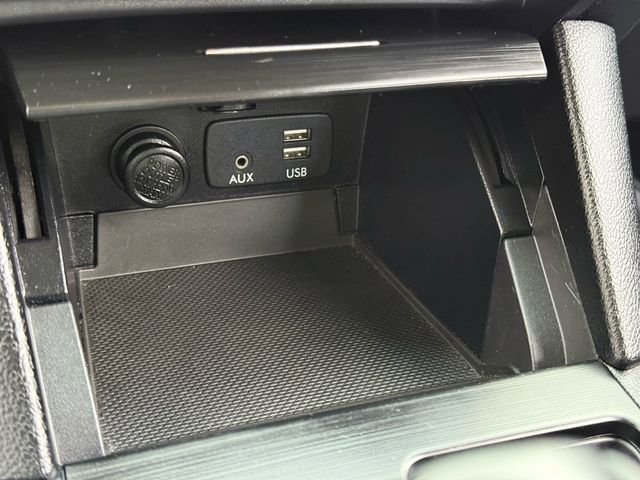 Used 2017 Subaru Outback 2.5i Limited image 24