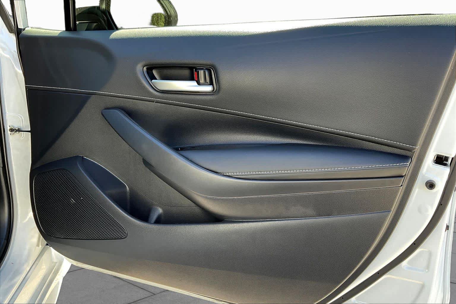 Used 2026 Toyota Corolla SE FWD image 22