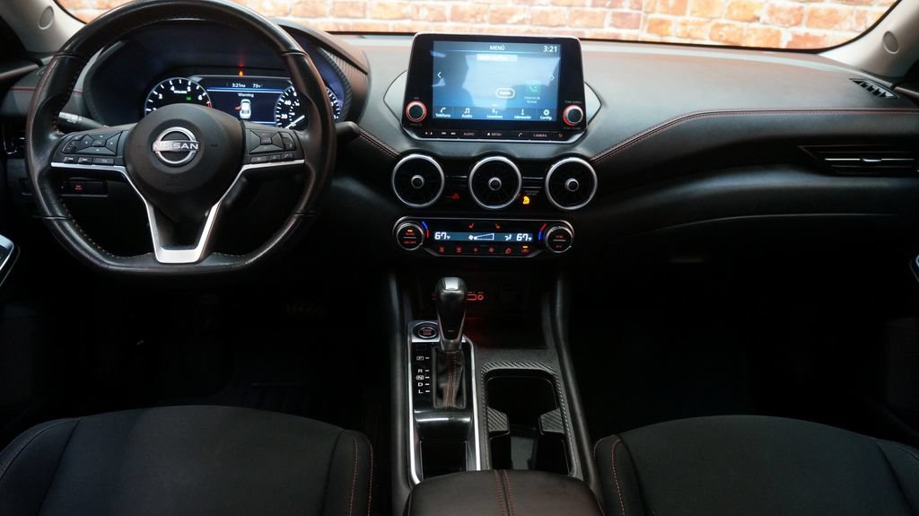 Used 2024 Nissan Sentra SR FWD image 11