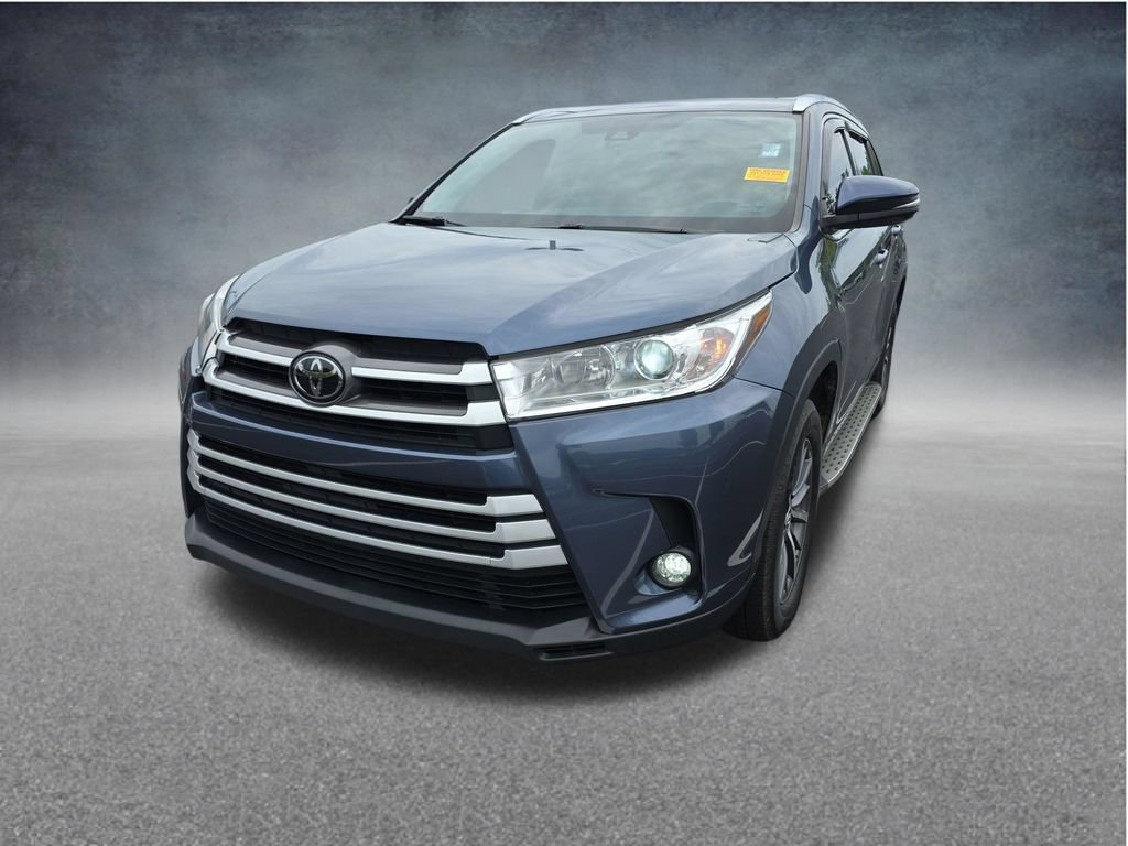 Used 2019 Toyota Highlander XLE FWD image 15