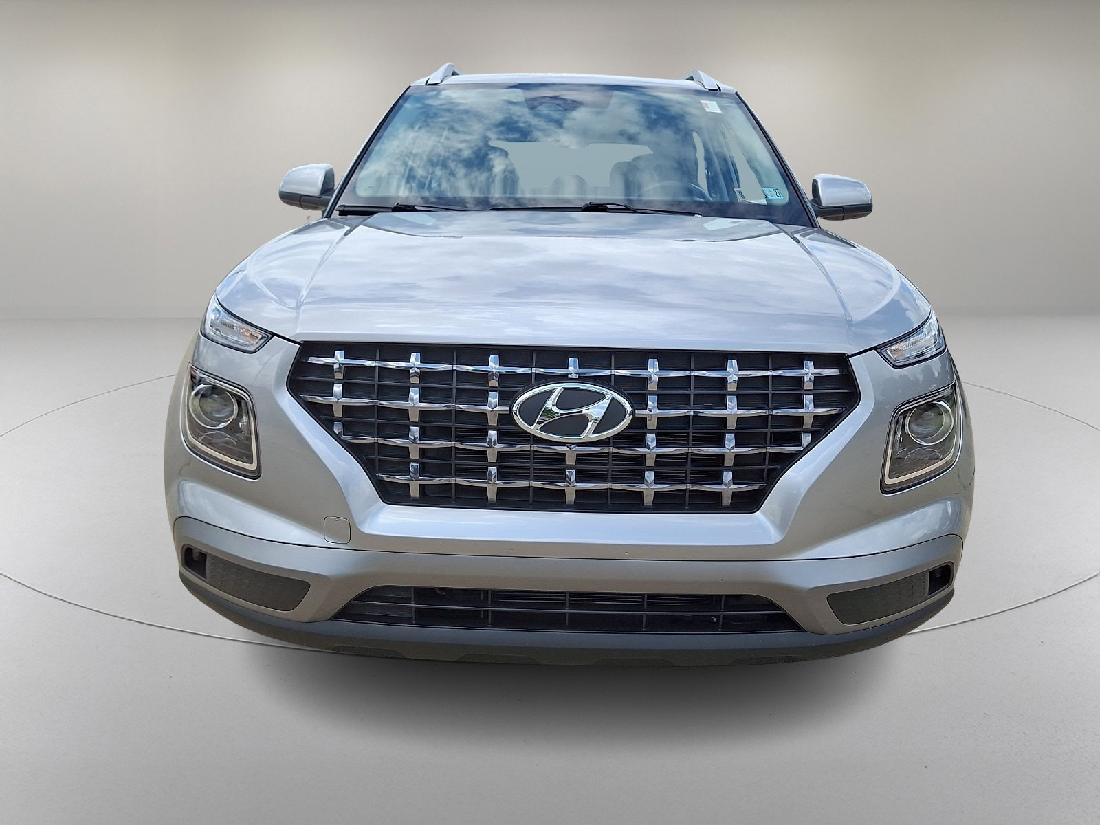 Certified 2023 Hyundai Venue SEL w/ Cargo Package FWD image 4