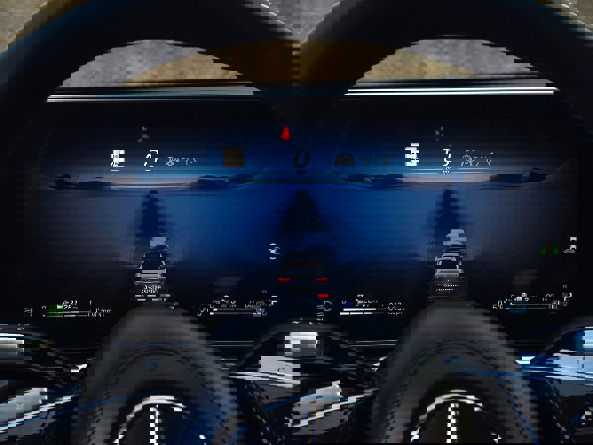 Used 2023 Mercedes-Benz S 580e 4MATIC Sedan w/ Warmth & Comfort Package image 38