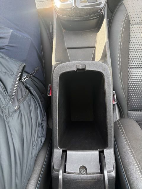 Used 2025 Chevrolet Trax LT w/ LT Convenience Package image 27