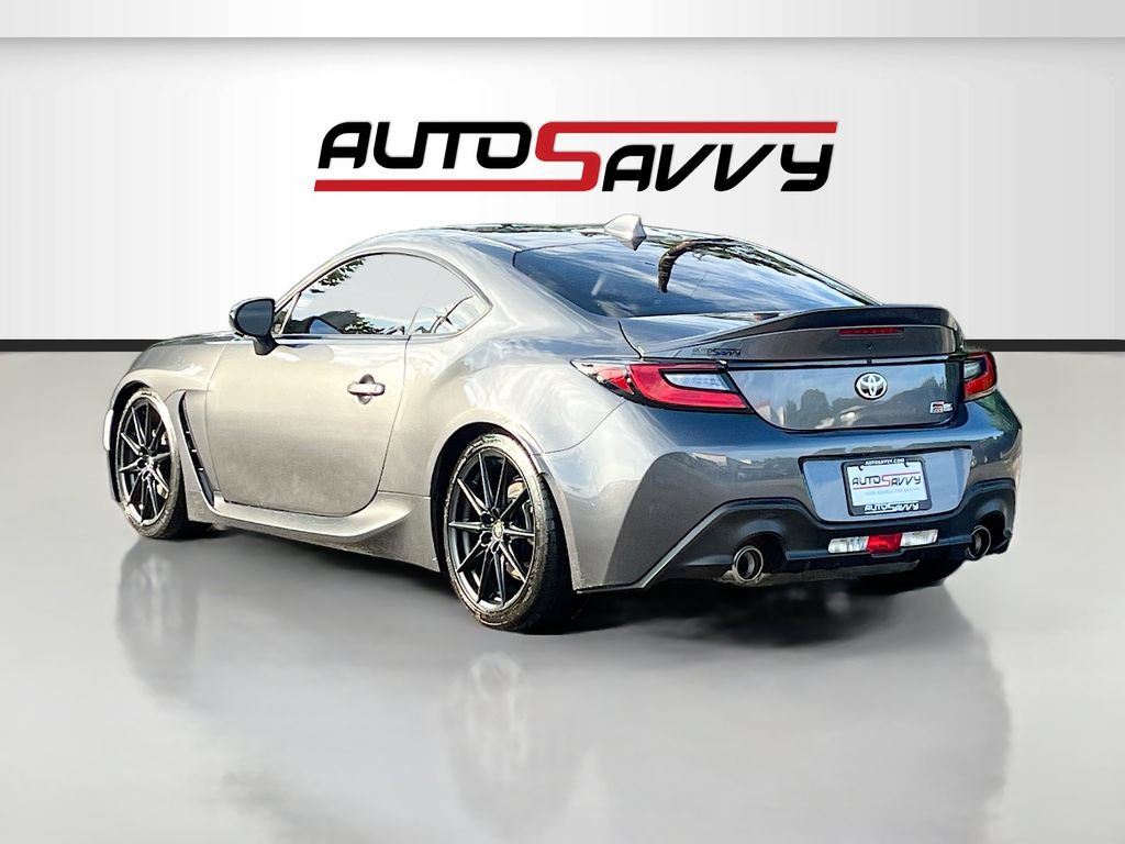 Used 2024 Toyota GR86 Premium RWD image 5
