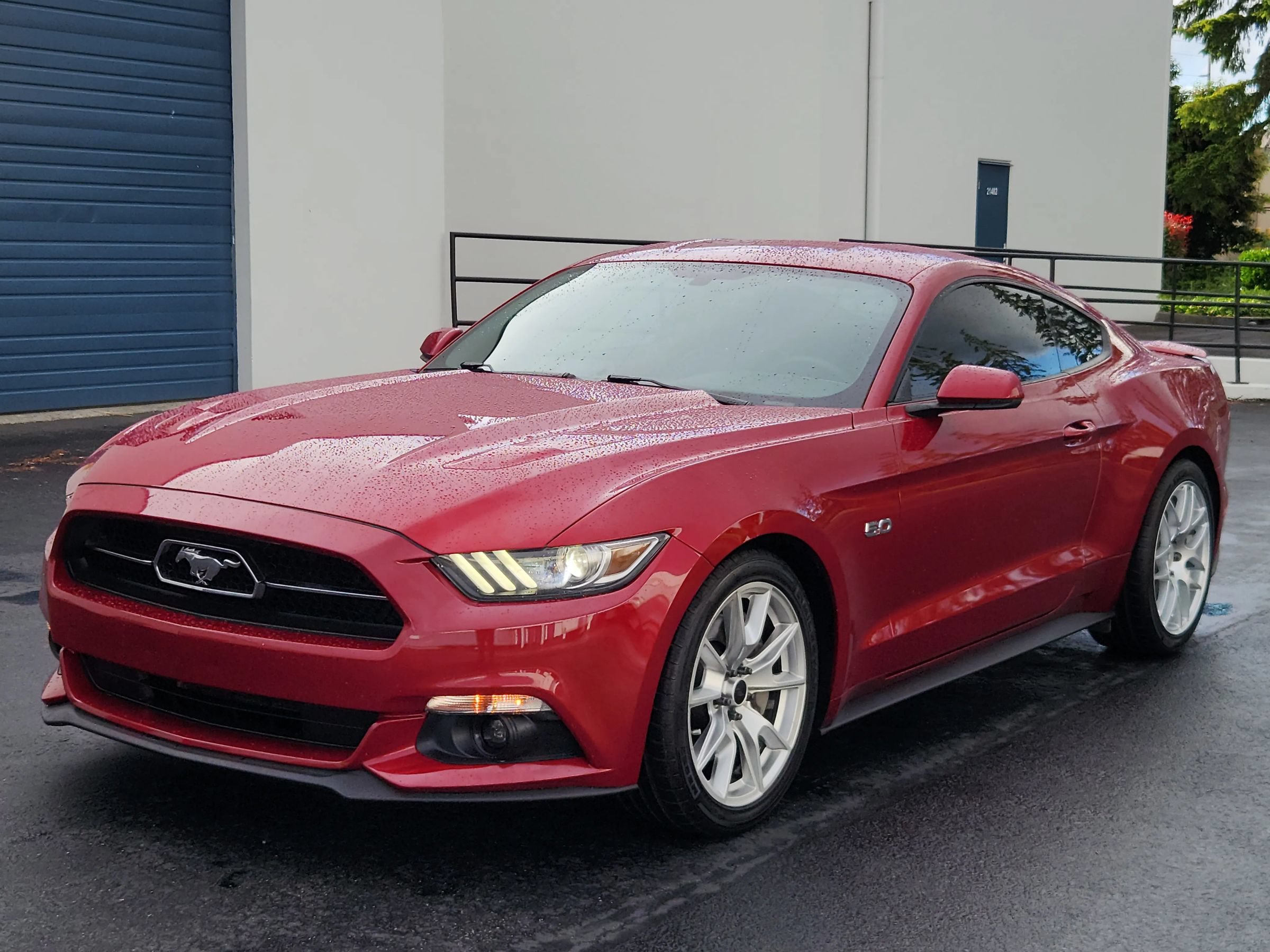 Used 2015 Ford Mustang GT Premium w/ Equipment Group 401A RWD image 1