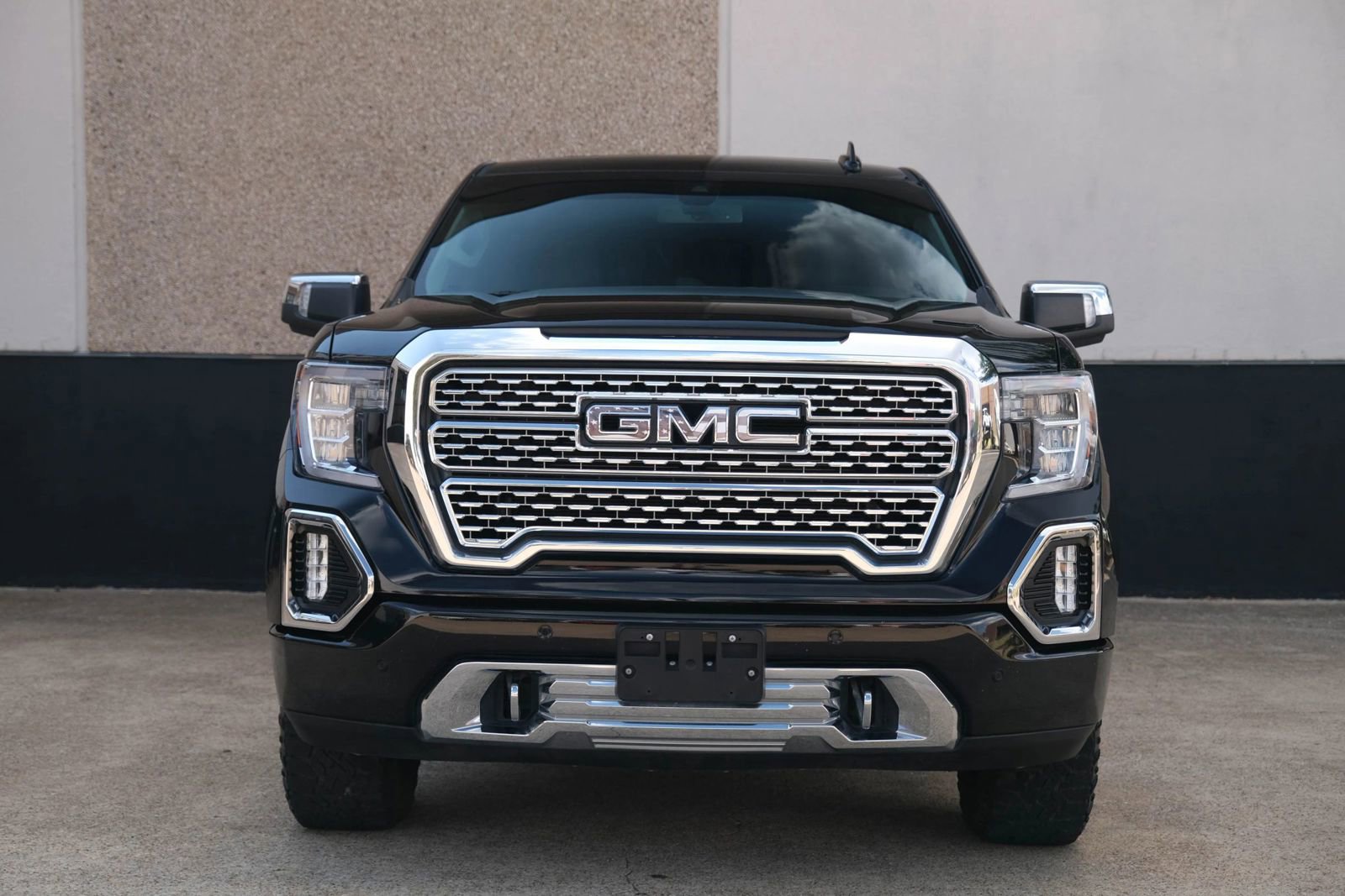 Used 2021 GMC Sierra 1500 Denali w/ Driver Alert Package II image 2