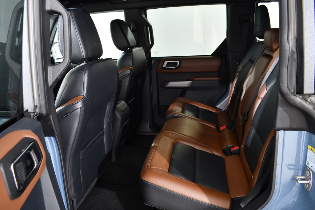 Used 2023 Ford Bronco Outer Banks AWD/4WD image 16
