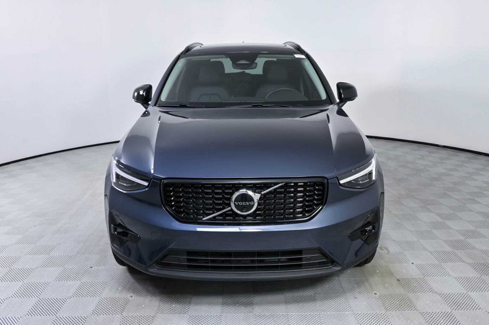 New 2026 Volvo XC40 B5 Ultra w/ Protection Package Premier AWD/4WD image 35