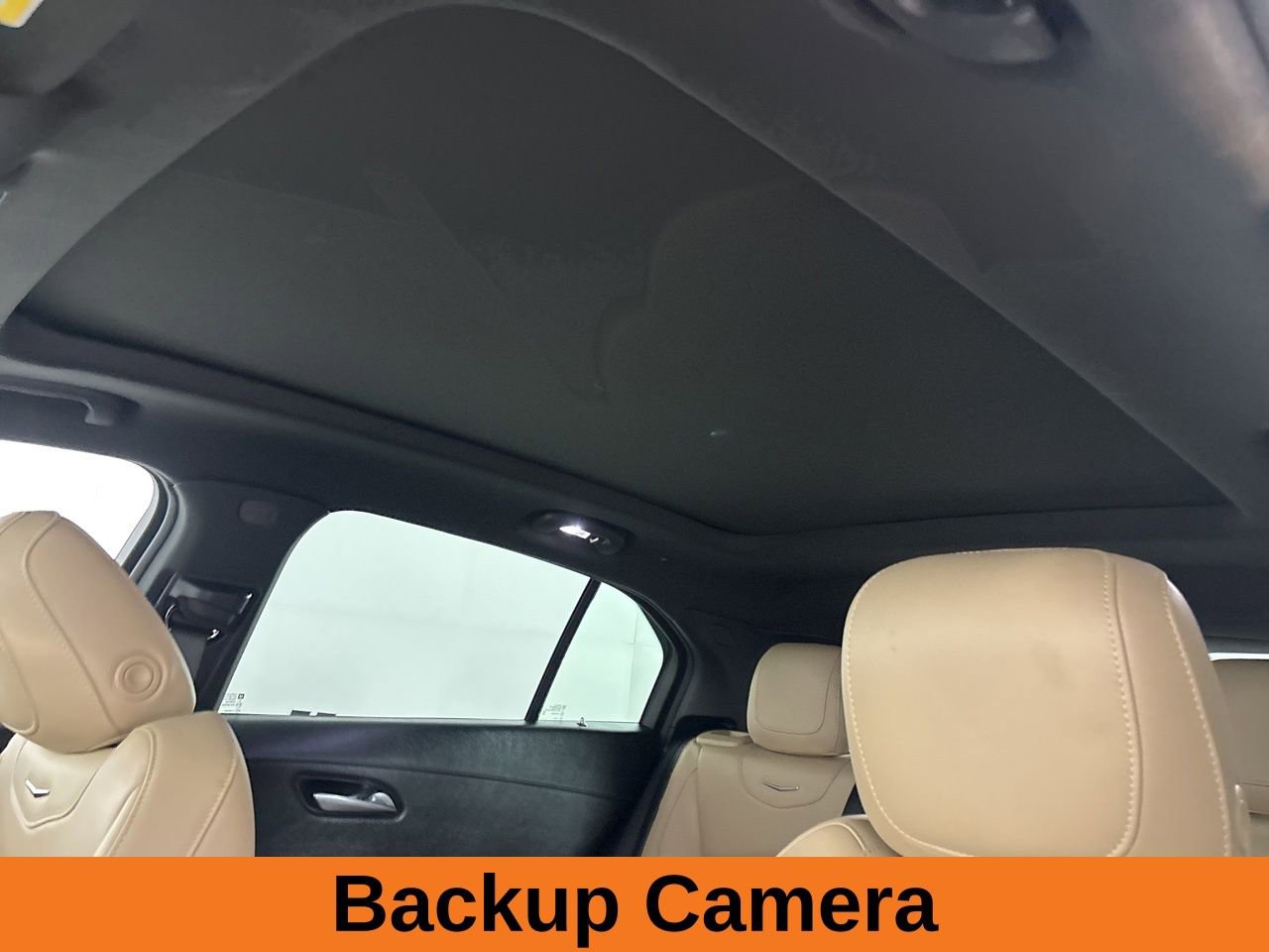 Used 2024 Cadillac XT4 Luxury w/ Cold Weather Package image 10