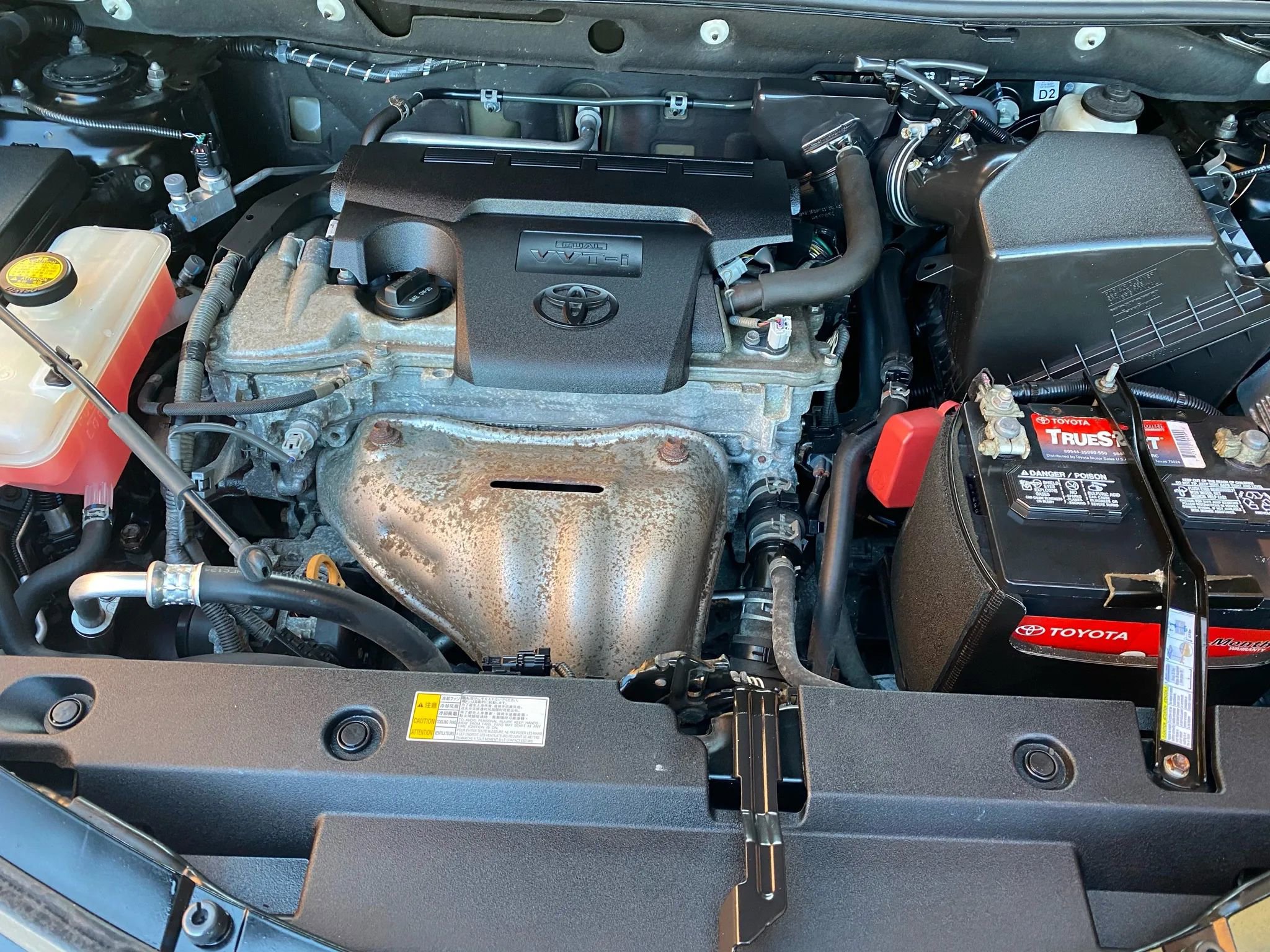 Used 2018 Toyota RAV4 Limited w/ All Weather Liner Package image 15