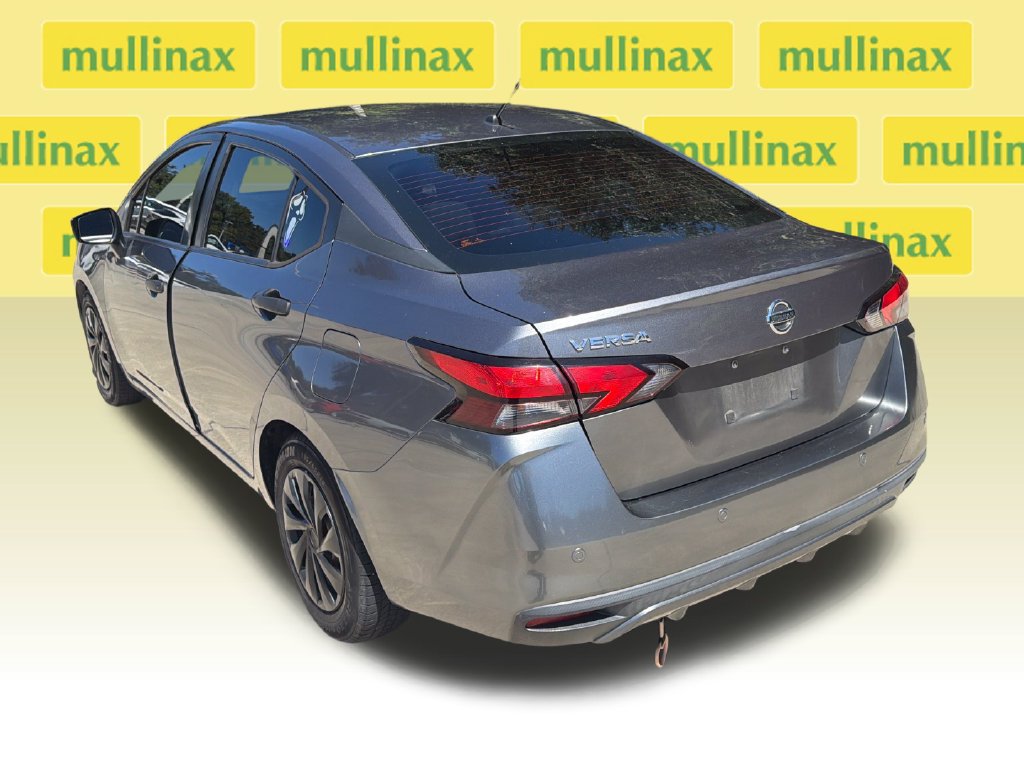 Used 2020 Nissan Versa S FWD image 9