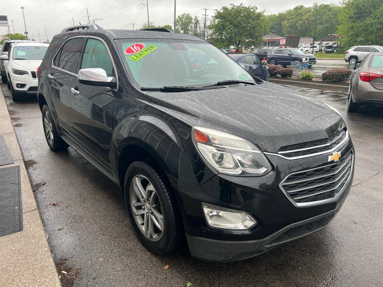 Used 2016 Chevrolet Equinox LTZ w/ Enhanced Convenience Package FWD image 8