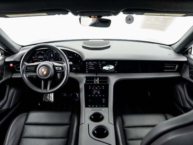 Used 2024 Porsche Taycan image 21