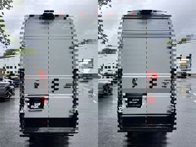 New 2025 RAM ProMaster 3500 w/ Premium Convenience Group image 7