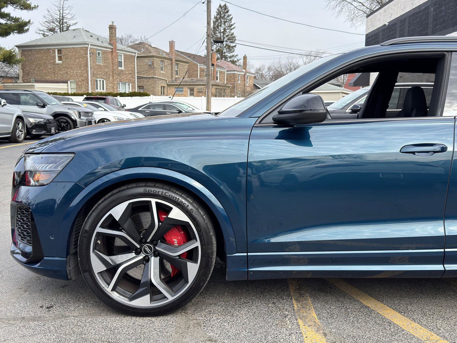 Used 2021 Audi RS Q8 w/ Black Optic Package image 10