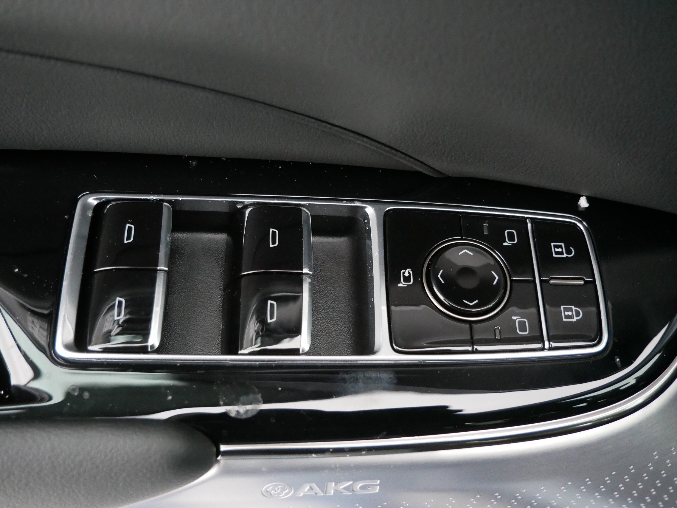 New 2026 Cadillac Lyriq Premium Sport image 17