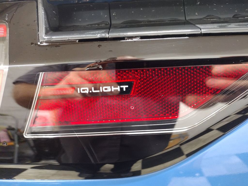 New 2025 Volkswagen ID. Buzz 1st Edition image 16