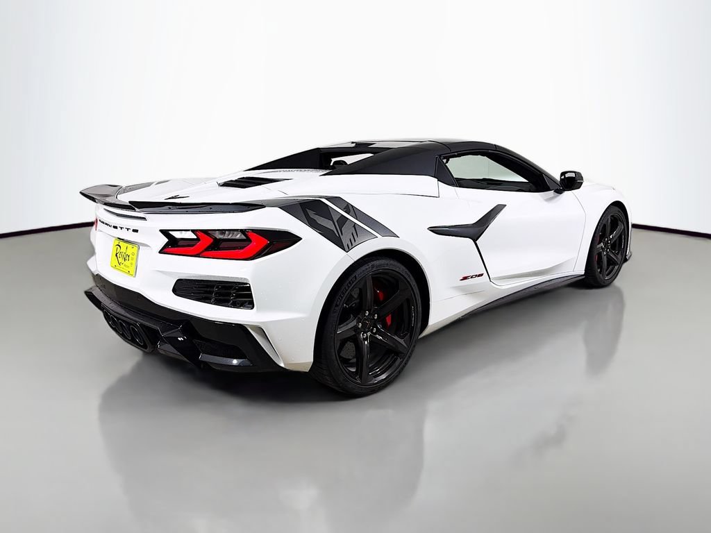 Used 2023 Chevrolet Corvette Z06 w/ Battery Protection Package RWD image 6