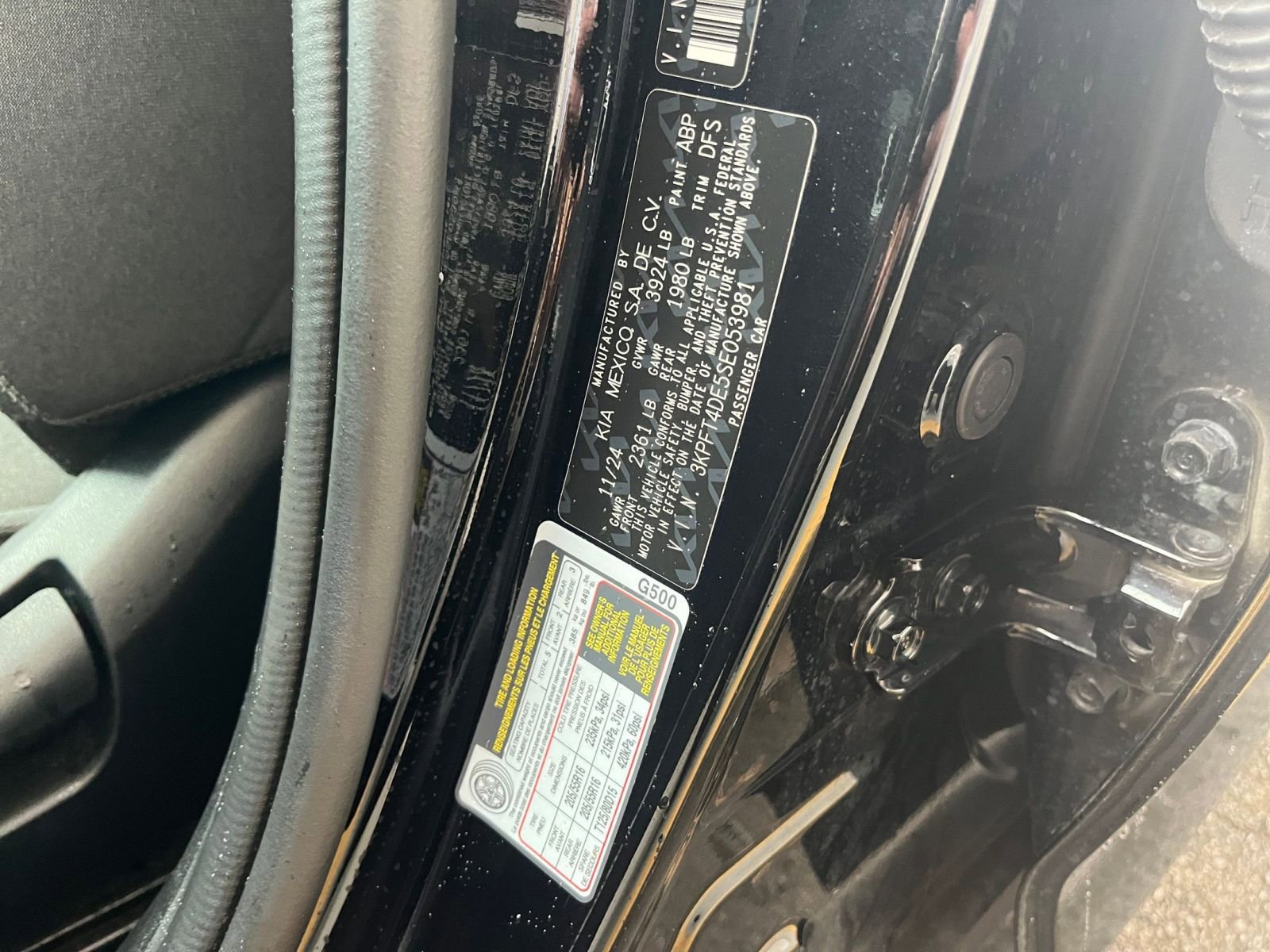 Used 2025 Kia K4 LXS image 28