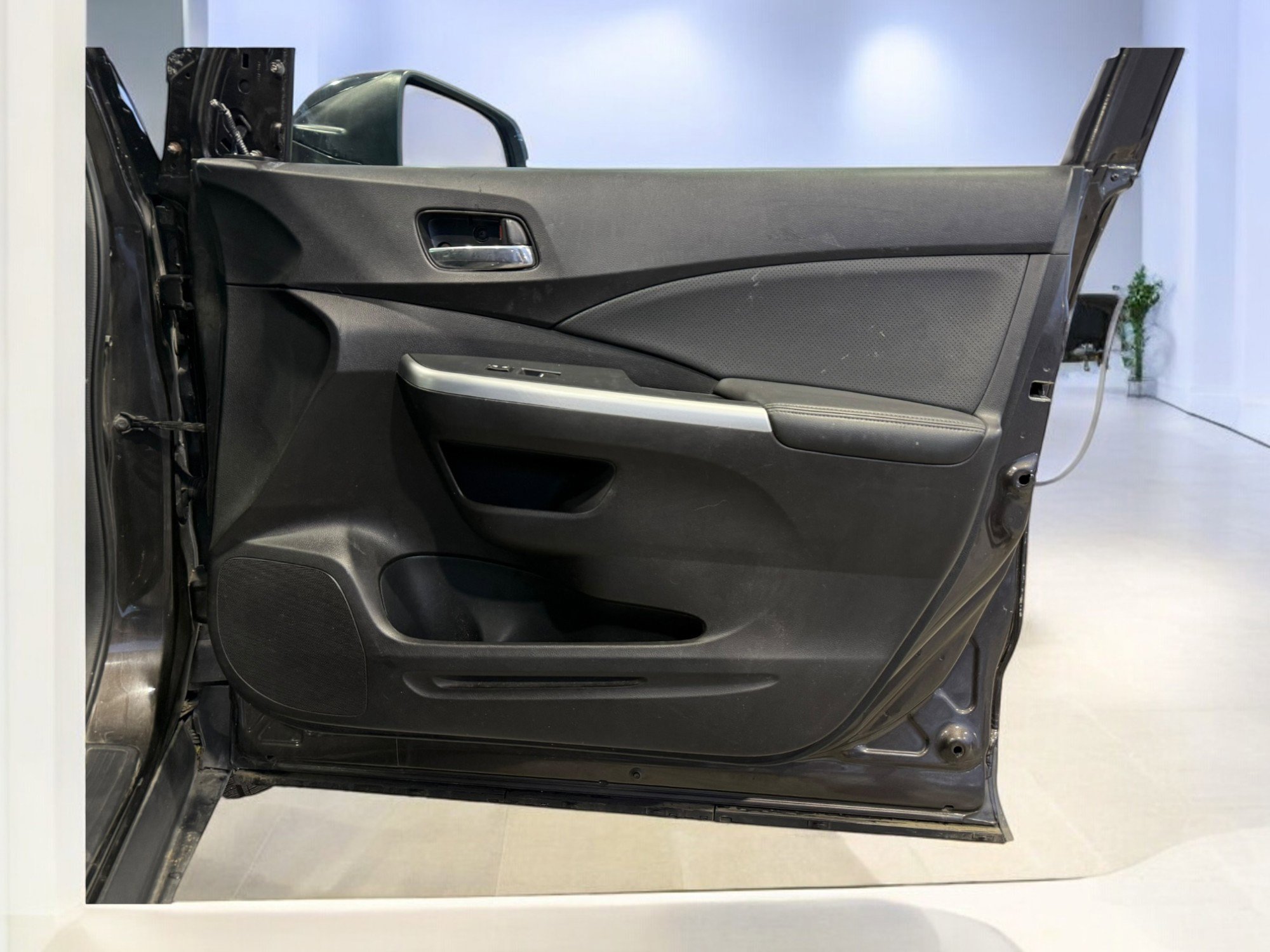 Used 2016 Honda CR-V Touring image 18