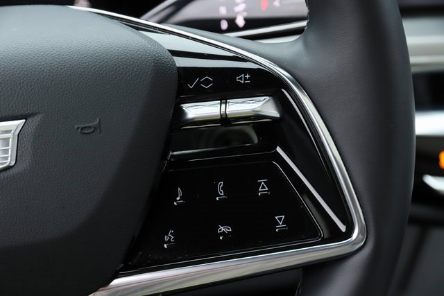 Used 2024 Cadillac Lyriq Luxury image 23