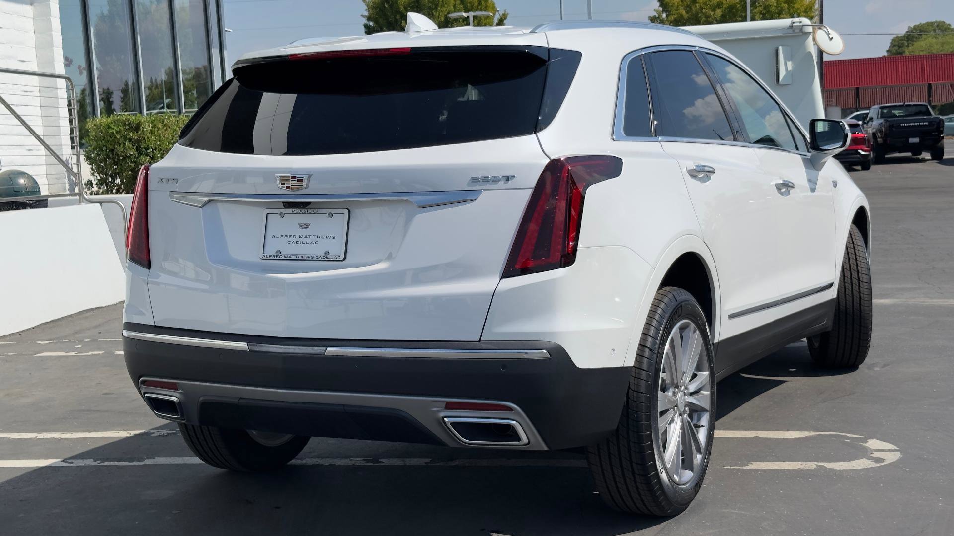 New 2025 Cadillac XT5 Premium Luxury w/ Technology Package image 3