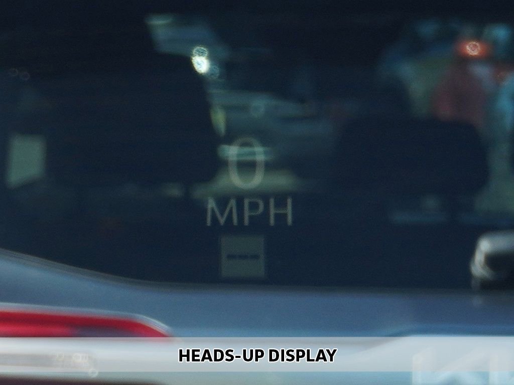 Used 2023 Cadillac Escalade ESV Premium Luxury Platinum w/ Heavy-Duty Trailer Package image 7